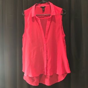 Pink/magenta buttons down blouse